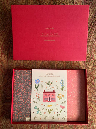 Set de papelería – Caja Roja "La Casa"